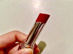 真っ赤な口紅